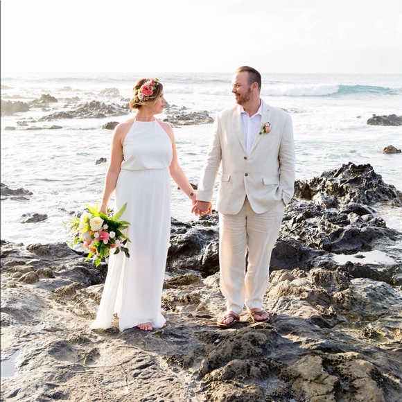 Meet your Posher, Jacquelyn 🖤 - Picture 4 of 4